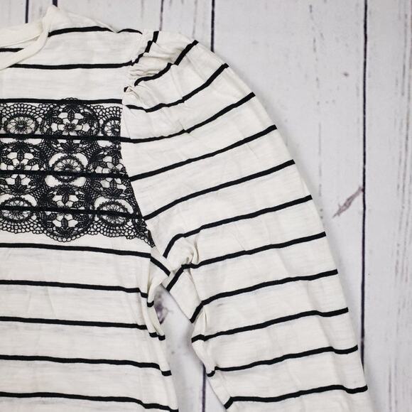 LOFT Lightweight Knit Burnout White Black Striped Lace Tee Women's Size Medium - Picture 6 of 12